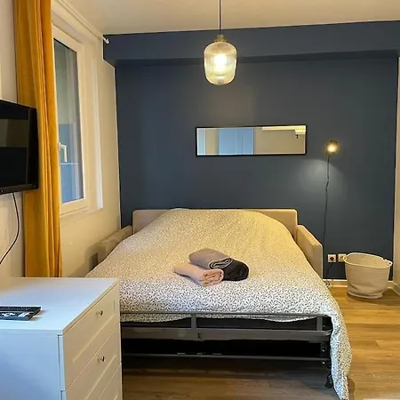Studio En Rez-De-Chaussee Impasse Coty * Le Havre